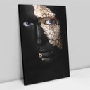 Ver imagem 1 de Quadro Decorativo Mulher Olhos Dourados em Tela Canvas Tacolado Borda Infinita 60 X 90cm
