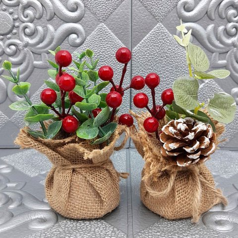 Arranjos Enfeite Mesa Natal Vaso Pinha Cereja 15cm Kit 2pçs