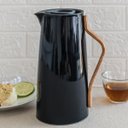 Ver imagem 2 de Garrafa Térmica 1 Litro Café Chá Alça Madeira Preta Nórdica