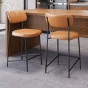 Ver imagem 2 de Kit 02 Banquetas Médias para Cozinha Lila Estofada com Encosto Couríssimo Whisky - Desk Design