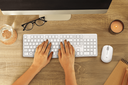 Ver imagem 4 de Combo sem Fio Creative Branco Viper Pro Office Vo204