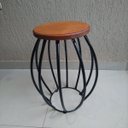 Ver imagem 3 de Banco redondo de ferro e madeira artesanto rústico com pintura que não enferruja super resistente of