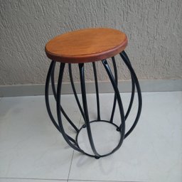 Banco redondo de ferro e madeira artesanto rústico com pintura que não enferruja super resistente of - 5