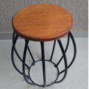 Ver imagem 2 de Banco redondo de ferro e madeira artesanto rústico com pintura que não enferruja super resistente of