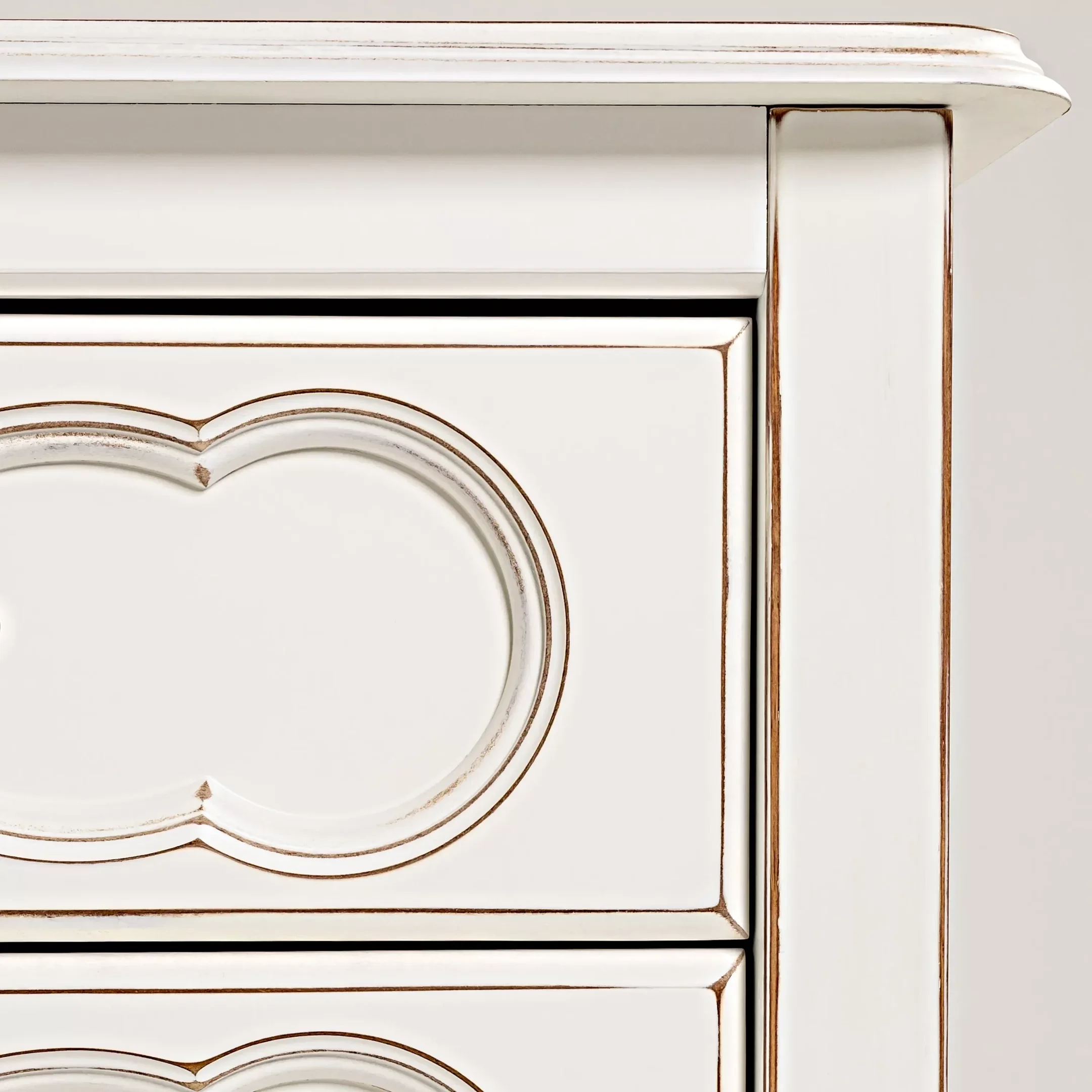 Ver imagem 4 de Cômoda Lilie Clássica | 8 Gavetas | Branco Provençal Cor:branco-provencal:branco-provencal