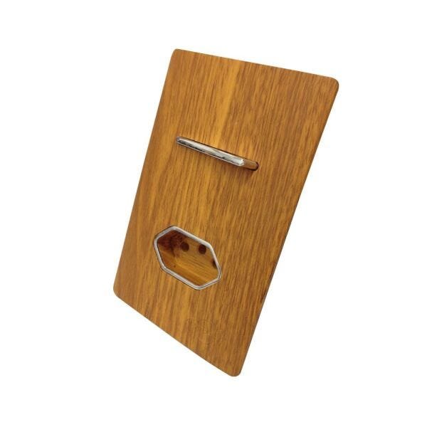 1 Interruptor Paralelo + Tomada Universal 2P+T 10A Com Placa 4x2 Cumaru - Novara Colors icn - 1