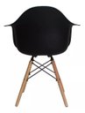 Ver imagem 4 de Cadeira Charles Eames Preta em Polipropileno com Braços e Base Wood para Sala e Escritório