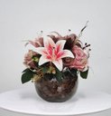 Ver imagem 1 de Arranjo com Flores Artificiais Lírios Vaso Terrário de Vidro