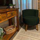 Ver imagem 6 de Kit 3 Cadeiras Estofadas para Sala de Espera Tecido Veludo Aconchegante Pés de Madeira Resistente