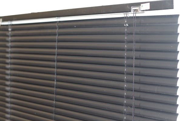 Persiana Horizontal Cortina Pvc Preta 120 (L) X 220 (A) cm - 2