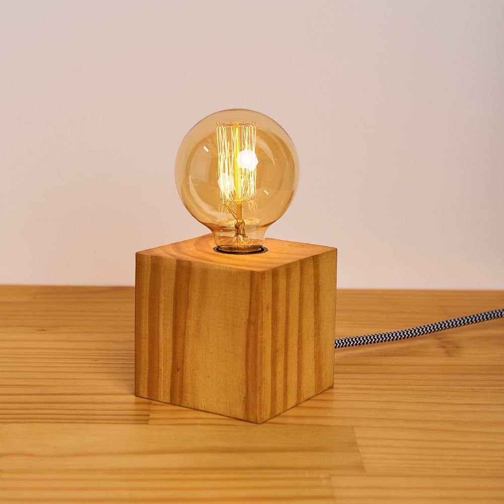 Luminária cubo madeira pinus - 1