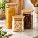 Ver imagem 2 de Conjunto Porta Mantimento 3 Potes Herméticos Vidro Borossilicato Tampa Bambu 19cm, 15cm e 12cm