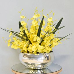 Flores artificiais Arranjo de Flores Amarelas no Vaso Prateado|Linha permanente Formosinha - 1 Flores artificiais Arranjo de Flores Amarelas no Vaso Prateado|Linha permanente Formosinha - 1