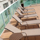 Ver imagem 3 de Espreguiçadeira Lótus em Alumínio e Tela Sling para Piscina Resistente para Hotéis, Condominios, Pou