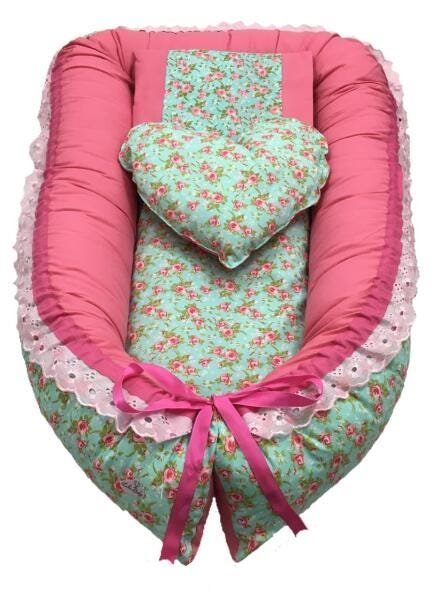 Ninho redutor para berço cor floral turquesa com pink - 1