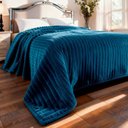 Ver imagem 2 de Manta Cobertor Casal Canelada Luster 180x220cm Microfibra Antialérgico Super Macio Premium Corttex