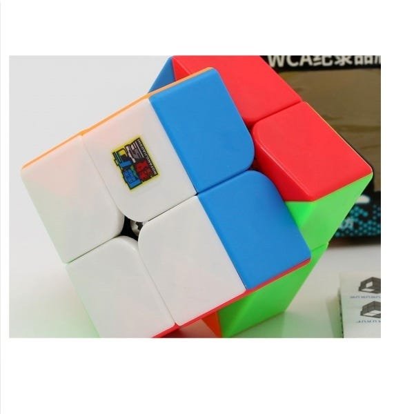 Almofada Cubo Mágico 2x2