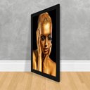 Ver imagem 2 de Quadro Gold Mãos no Rosto Madeira 50x70 Abstrato Decoração