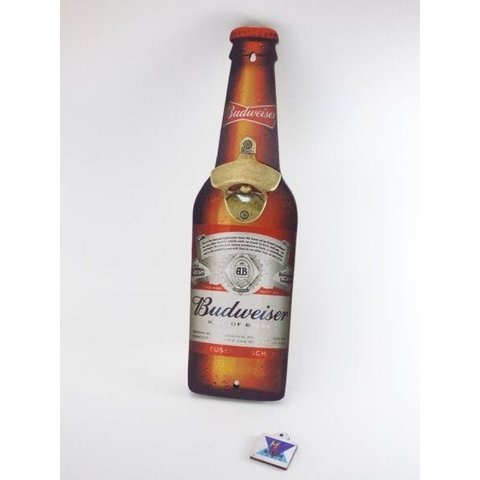 Abridor de garrafas de parede em formato Garrafa budweiser