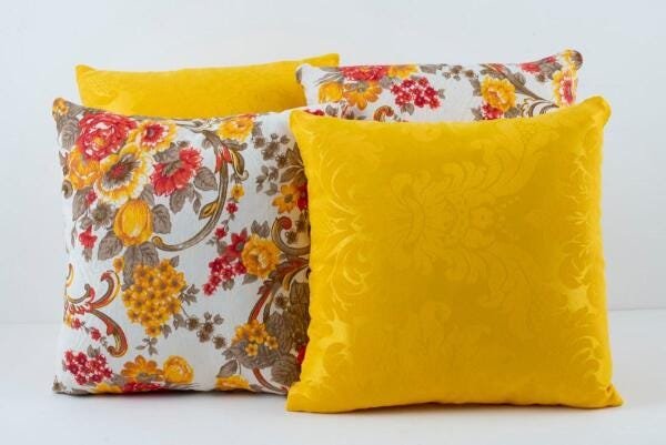 Kit Capas Almofadas Decorativa Jacquard 4 Peças Amarela e Branca - 1