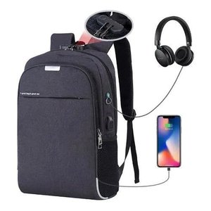 Mochila Notebook Executiva USB Fone de Ouvido - Preto