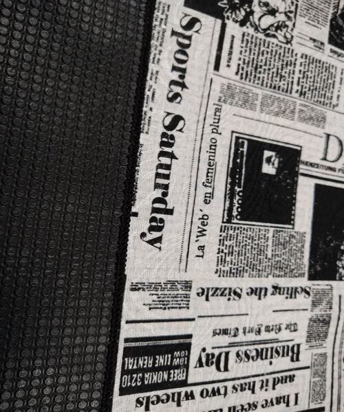 Tapete Sala Prático 2,00 x 1,40 com Antiderrapante - Jornal - The Guardian - 3