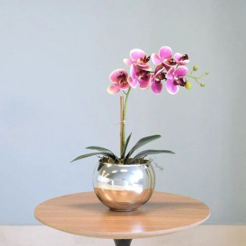 Arranjo de Orquídea Artificial Rosa no Vaso Prateado| Linha Permanente Formosinha