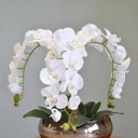 Ver imagem 2 de Arranjo com Três Hastes de Orquídeas Brancas no Vaso Bronze|Linha permanente Formosinha