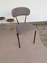Ver imagem 1 de Kit 2 Cadeiras Decorativas Sala de Estar e Jantar Belize Brenda Boucle Cinza Pés Pretos