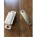 Ver imagem 1 de Fecho Magnético Porta Guarda-Roupa E Armário  Branco 20 Peça