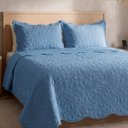 Ver imagem 2 de Kit Cobre Leito Vintage Casal Percal 300 Fios Colcha Matelassê Floral Alto Relevo 3 Peças Azul Jeans