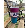 Copo Térmico Yeti Rambler Tumbler 900ml Original No Brasil - Púrpura - 3