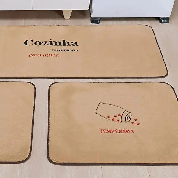 Tapete para Cozinha 3 Peças Antiderrapante Pelúcia Bordada Cor: Bege - 3