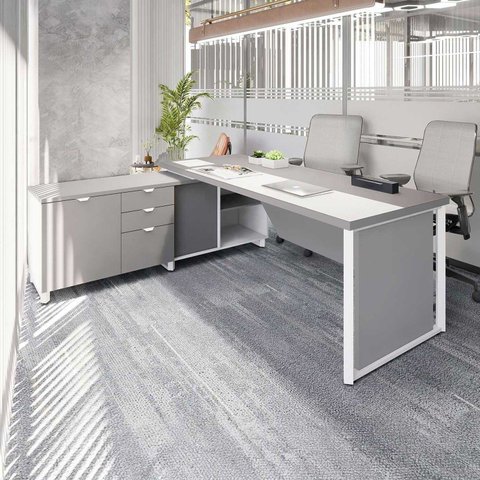 Mesa Executiva com Armário Lateral e Caixa de Tomadas 3 Gavetas 180cm Corporate Cinza Sagrado e Bran