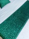 Ver imagem 5 de Peseira Drapeada Line Dupla Face em Veludo Cama Solteiro Cor:Verde Escuro