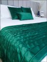 Ver imagem 2 de Peseira Drapeada Line Dupla Face em Veludo Cama Solteiro Cor:Verde Escuro