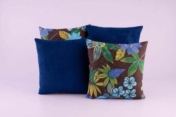 Kit Capas Almofadas Decorativa Jacquard 4 Peças Marinho e Floral - 1