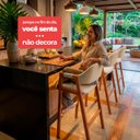 Ver imagem 5 de Kit 4 Banqueta Alta de Madeira Amêndoa Noah com Encosto Estofado Linho Bege - Arkell
