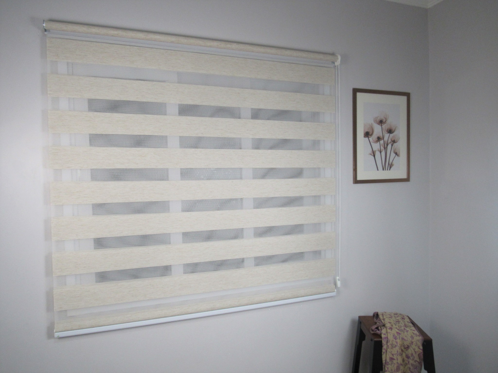 Persiana Rolo Double Vision 150 (larg) x 140cm (alt) Linho Bege - Pronta para instalar - 1