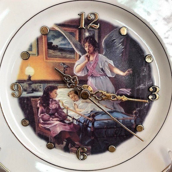 Relógio Anjo Porcelana Bodas De Ouro 20,5cm - O482 - 2