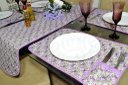 Ver imagem 1 de Jogo Americano e Caminho Matelado com 5 peças - Flores em Lilás Arte & Tear Jogo Americano com Camin