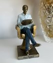 Ver imagem 3 de Estatueta Decorativa Psicólogo Escultura Resina Enfeite 20cm