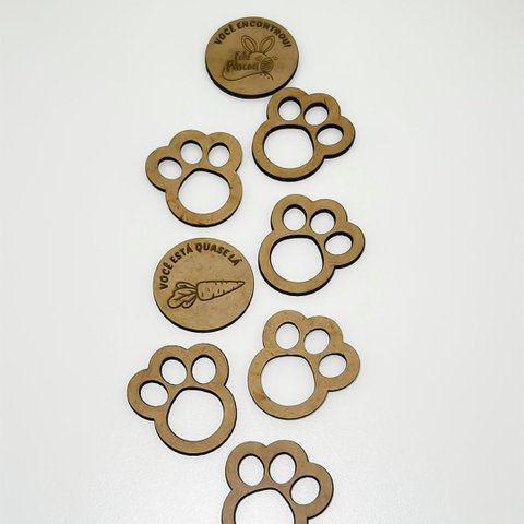Kit 28 Patinhas de Coelho + 2 Frases em Mdf Decoração Páscoa