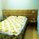 Ver imagem 4 de Mesa Lateral Espelhada Laqueada - 60 cm Altura