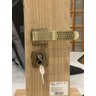 Porta Frisada de Madeira Sarrafeada Padrão Curupixá Interna Montada Batente de 12cm - 2