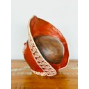 Ver imagem 2 de Escultura Cabeça Indígena Terena com Cocar em Cerâmica. Decoração Artesanal