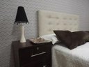 Ver imagem 1 de Cabeceira para Cama Box Casal Suede Bege Almofadada 140 X 120 Durasi 15 Rbl