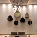 Ver imagem 4 de Espelho Redondo Decorativo Adnet Cobre Escandinavo com Alça de Couro 35 cm - D'Rossi