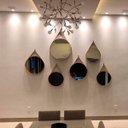 Ver imagem 4 de Espelho Redondo Decorativo Adnet Preto Escandinavo com Alça de Couro 35 cm - D'Rossi