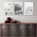 Ver imagem 1 de Kit 3 Quadros Minimalistas Fotografias Brancas- Bicicleta Carrossel 33x24cm:madeira Branca